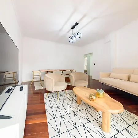 In Апартаменты Фуншал